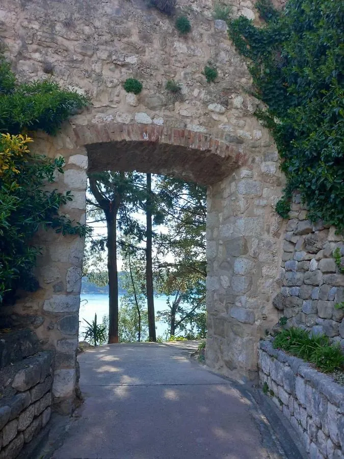 Villa Delina